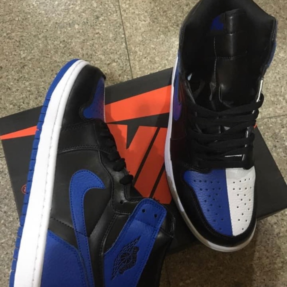 Shoes - Picture 4 of 14